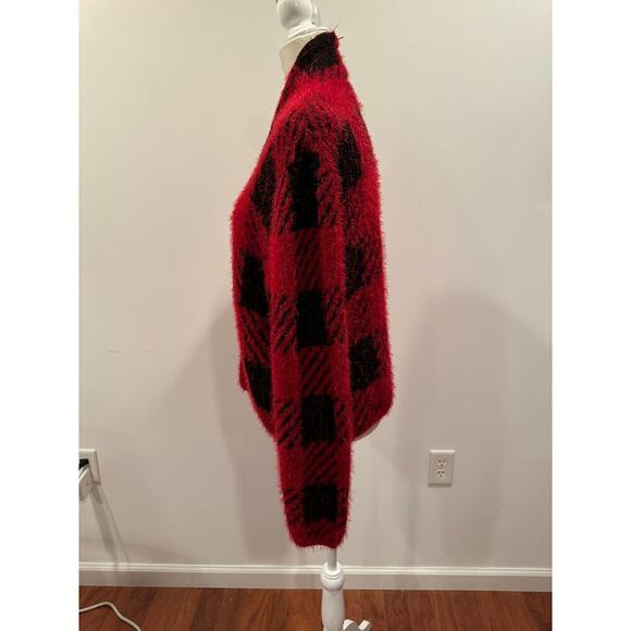 August Silk Red and Black Checkered Cardigan - XL - Picture 4 of 7